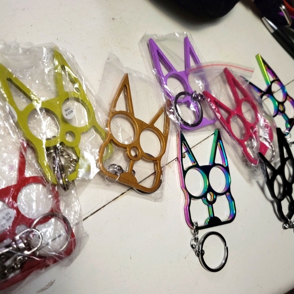 "Stabby Tabby"©️ Self Defense KittyCat Key Chain w/ Wristband 🔑 "Bottle Opener" - Picture 2 of 16